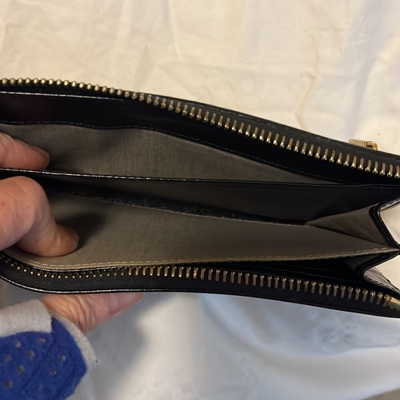 Marc Jacobs wallet - Picture 4 of 11